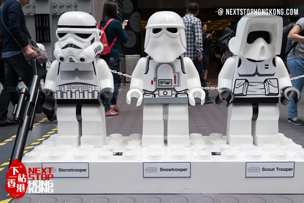LEGO x Star Wars: The Force Awakens Exhibition at Times Square LEGO x Star Wars: The Force Awakens Exhibition at Times Square