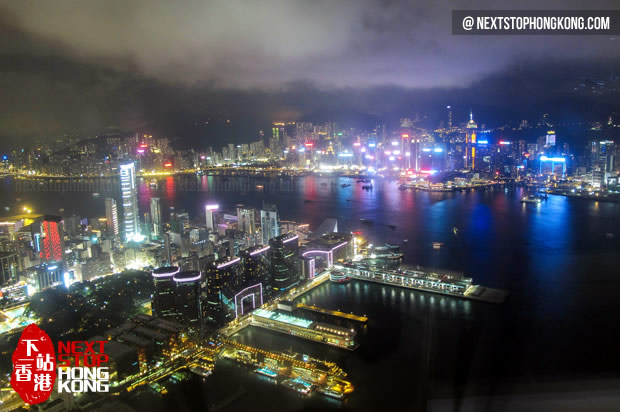从天际100香港观景台上看维港夜景 从天际100香港观景台上看维港夜景