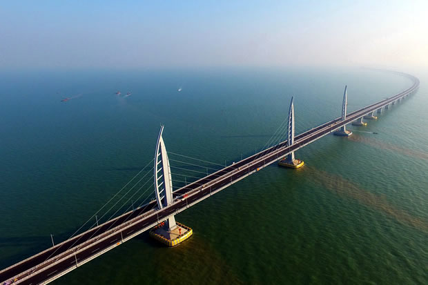 Hong Kong-Zhuhai-Macau Bridge Opens